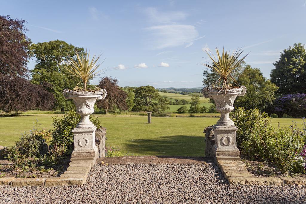 Hotel Craigsanquhar House Logie  Exterior foto